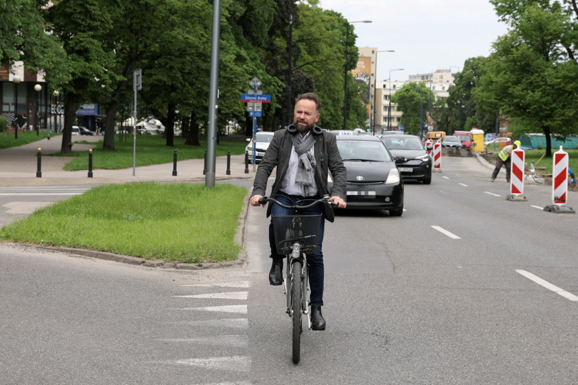 Urzędnicy chcą budować drogi dla rowerów. Przedstawili plany dla Warszawy