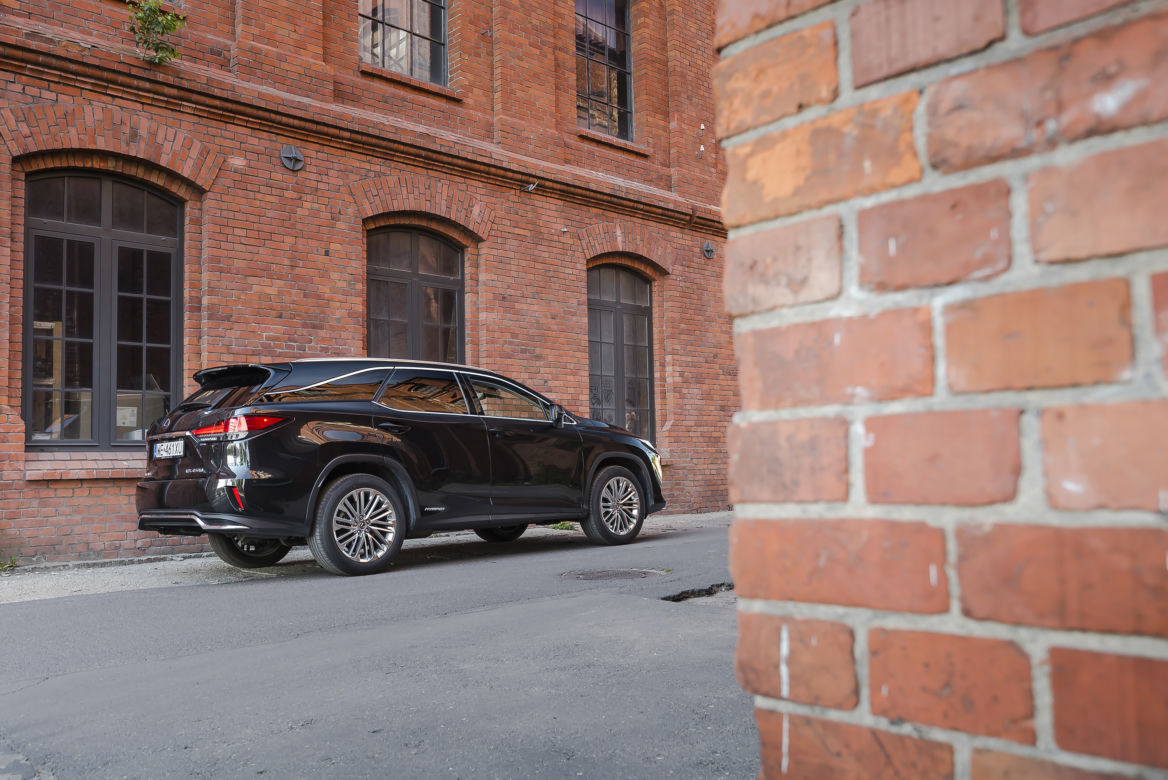 Lexus RX L 450h Omotenashi 3.5 V6 313 KM e-CVT