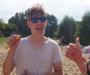 Szaleństwo w wodzie i na lądzie. Patrol ESKA Summer City wpadł na plażę do Piecek [WIDEO, ZDJĘCIA]