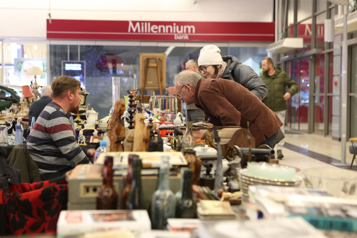 Giełda Staroci i Antyków w Galerii Olimp