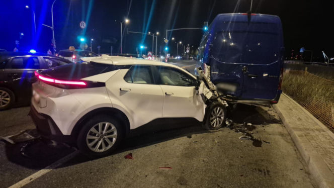 Szaleńczy rajd ulicami Warszawy. 28-latek pędził 200 km/h. Taranował auta, miał narkotyki