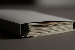 Oszust z Leszna oskarżony. Na ile milionów złotych naciągnął swoich klientów?