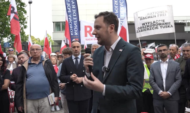 Manifestacja ROG w Warszawie. Żądali reparacji