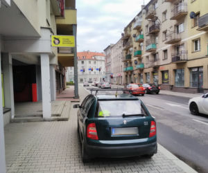 Blokują chodniki i ulice. Stają na przystankach i ścieżkach rowerowych. Oto Mistrzowie Parkowania z Gliwic [ZDJĘCIA]