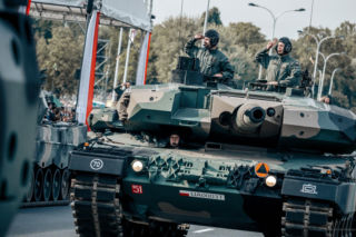 Pancerna pięść na defiladzie 2026. Od Leopardów 2 do K2 i Abramsów