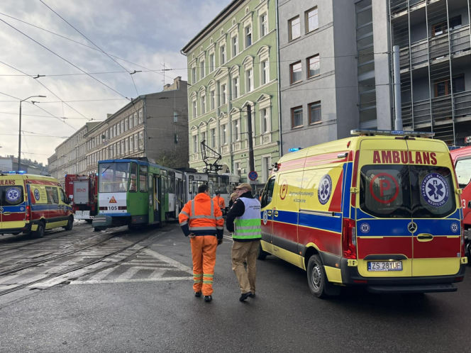 Wykolejenie tramwaju na ulicy Parkowej w Szczecinie