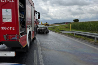 Tragiczny wypadek na Dolnym Śląsku. Dwie osoby nie żyją, droga jest zablokowana!