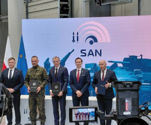 Podpisanie umowy na dostawę systemu San