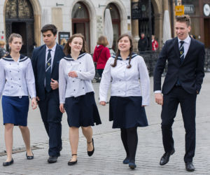Język angielski już za nimi: Krakowscy maturzyści zadowoleni! [ZDJĘCIA]