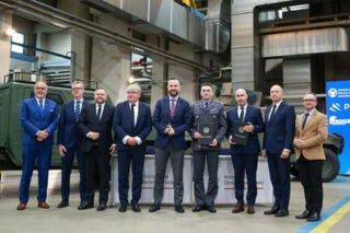 Podsumowanie 2025 w Rosomak S.A.. Strategiczne umowy, rozwój Legwana i przyszłość KTO