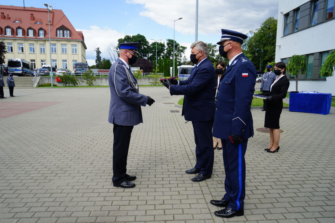 Kujawsko-pomorska lista płac. Jak zarabiają policjanci w województwie?