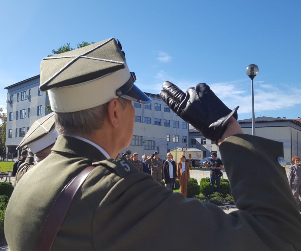 Odsłonięcie tablicy upamiętniającej powstanie 5. Pułku Strzelców Konnych w Tarnowie