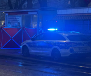 Na pomoc było za późno. Tajemnicza śmierć na przystanku w Warszawie