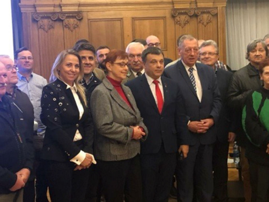 Jan Szyszko. Walczył o głosy pokonał go zator