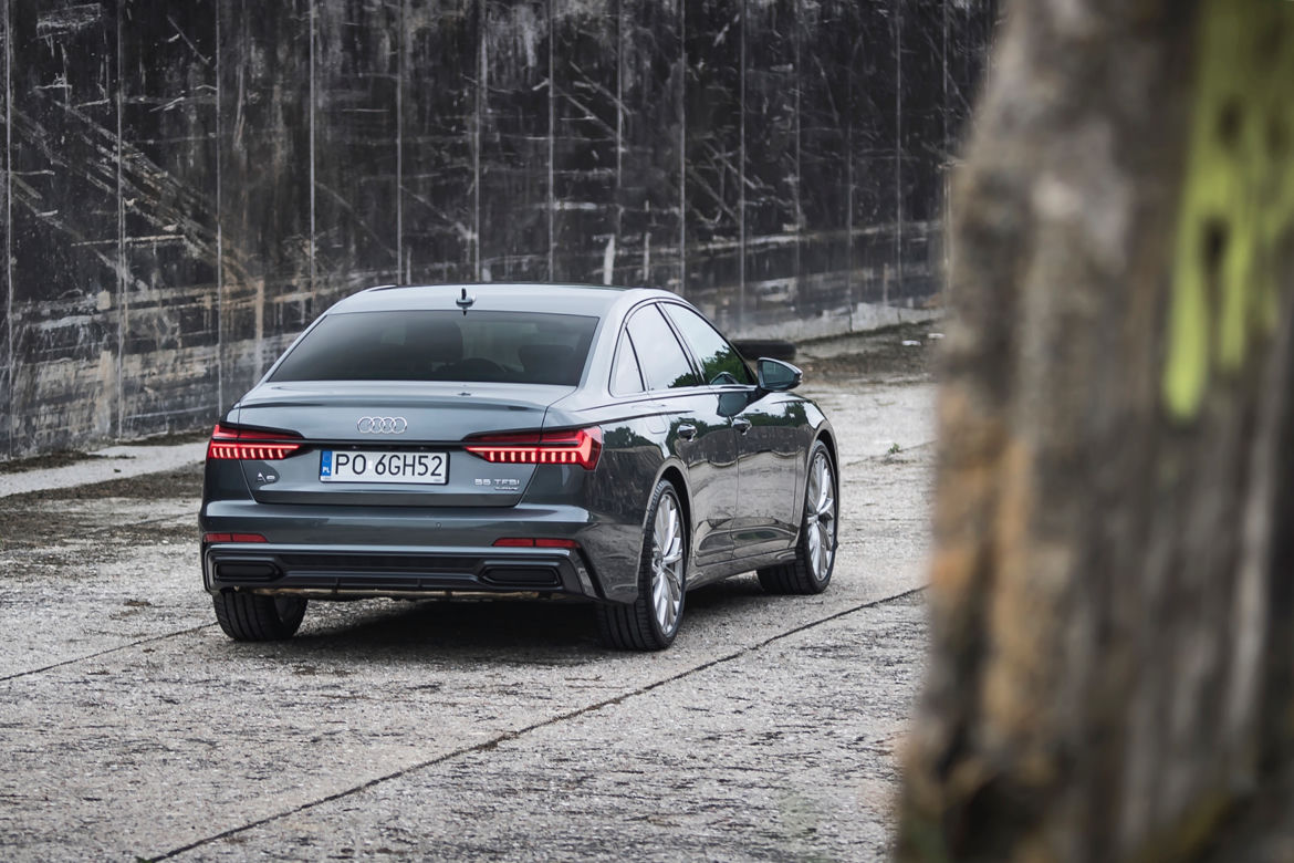 Audi A6 Limousine Sport 55 TFSI 340 KM quattro S tronic