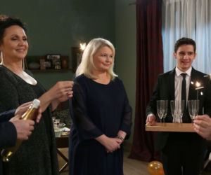 M jak miłość, odc. 1512: Barbara (Teresa Lipowska), Marysia (Małgorzata Pieńkowska), Marta (Dominika Ostałowska), Lilka (Monika Mielnicka), Mateusz (Krystian Domagała)