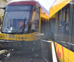Wjechał pod tramwaj i zablokował Centrum