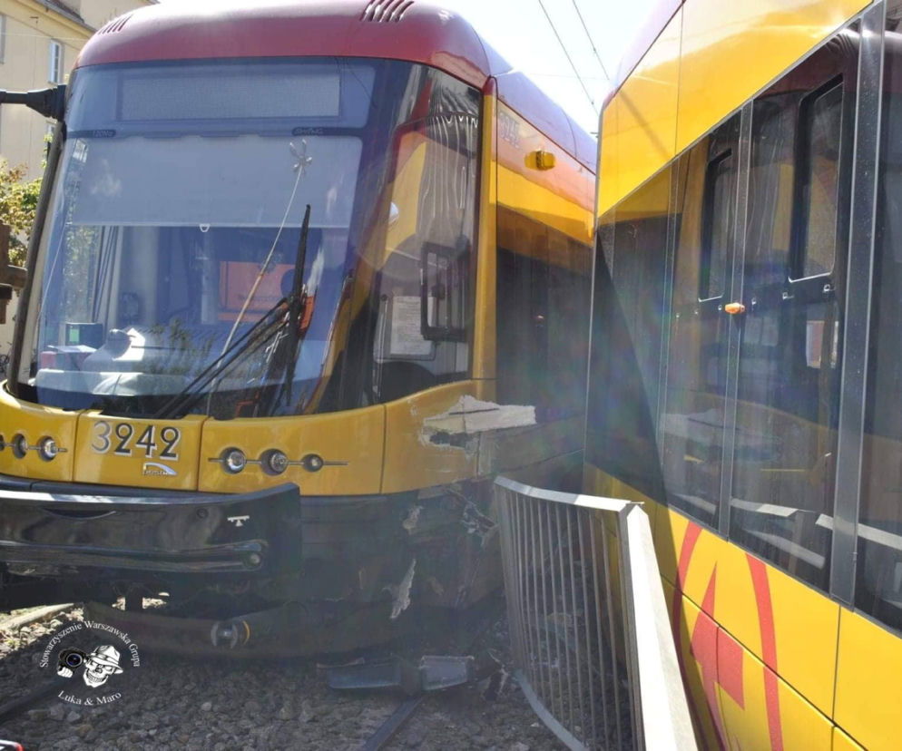 Wjechał pod tramwaj i zablokował Centrum