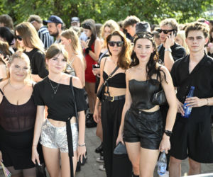Drugi koncert The Weeknd w Warszawie. Najwierniejsi fani nie przestraszyli się morderczego upału. Znajdź się na zdjęciach