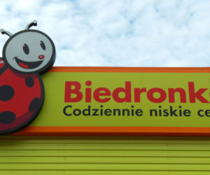 Biedronka apeluje o zwrot wadliwych jogurtów