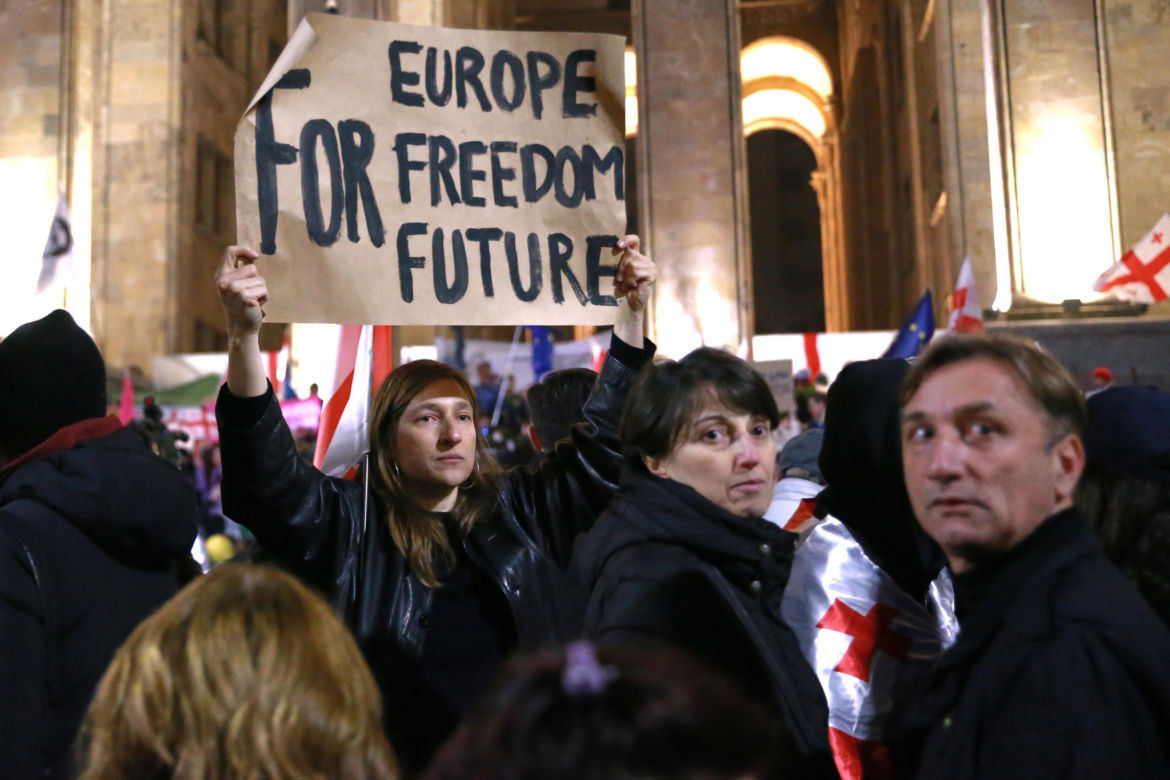 Protesty w Tbilisi