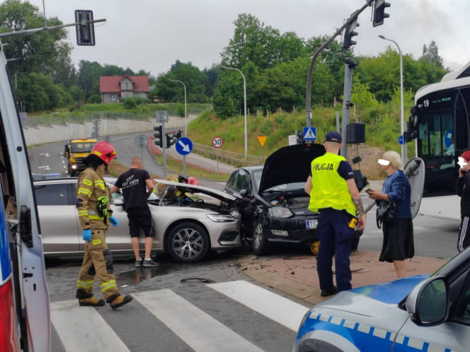 Wypadek na skrzyżowaniu w Starachowicach