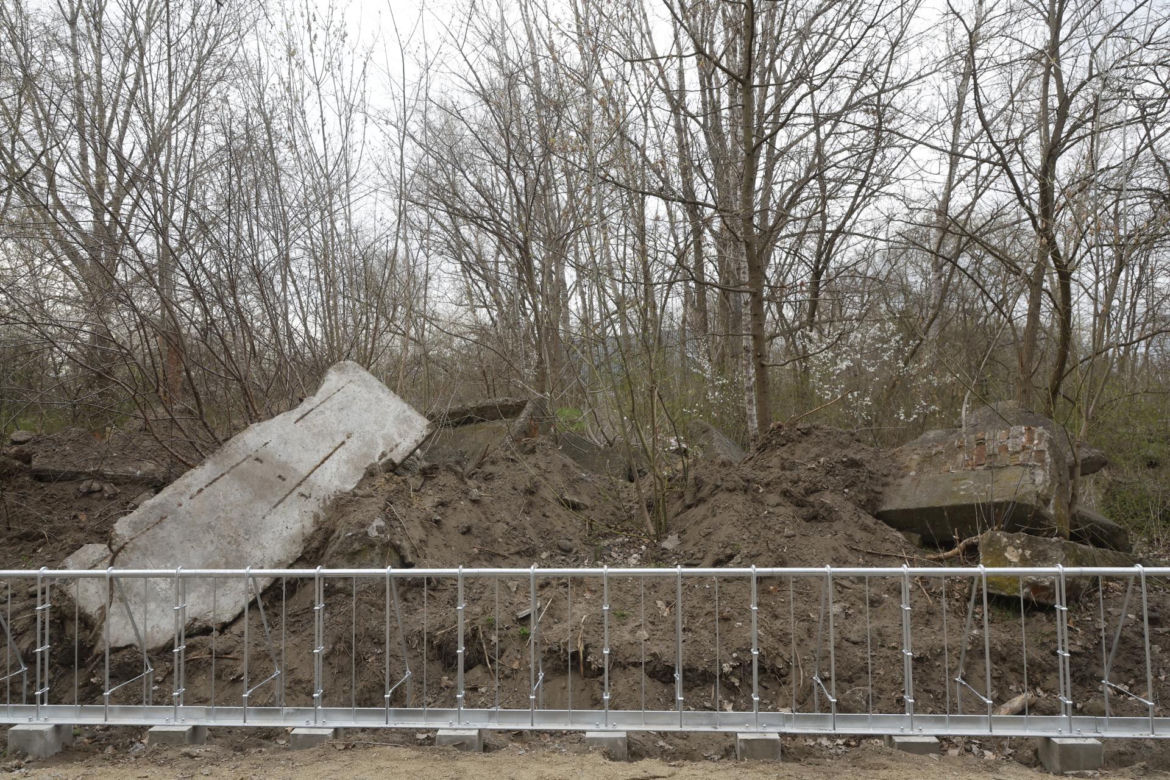 W Warszawie powstaje drugie "lapidarium". Miasto nie usunie betonowych odpadów. "To artefakty"