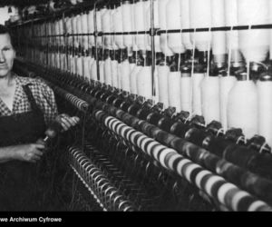 QUIZ PRL. Czy się stoi, czy się leży, trzy tysiące się należy. Tak pracowano w PRL-u