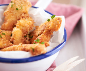 Polędwiczki z kurczaka smażone na chrupko: lepsze niż stripsy z KFC