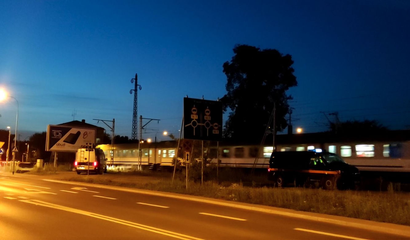 Pociąg potrącił mężczyznę w Falenicy