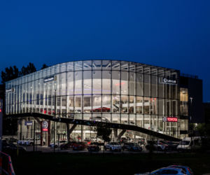 Toyota Romanowski Kraków - nowy salon Toyoty i Lexusa