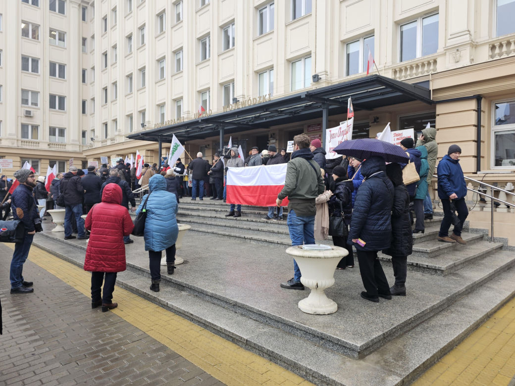 Protest “Nie dla deprawacji dzieci w szkołach”