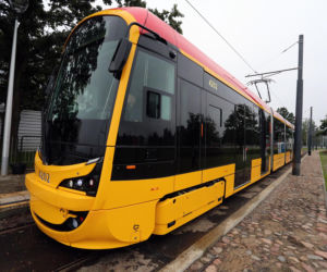 Nowy tramwaj wyjechał warszawskie tory! 
