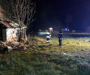 Spalone zwłoki na poddaszu budynku. TRAGEDIA w Maciejowej