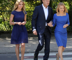 Kasia Tusk czy Kinga Duda. Która się lepiej ubiera?  