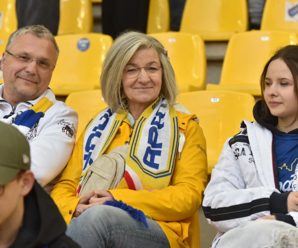 Chłód nie przestraszył fanów z Motoareny! Znajdź się na zdjęciach z meczu Apator - Falubaz