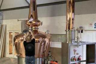 Ukradł cudzą tożsamość i został „Królem whisky”. 20 lat ukrywał się przed polską policją