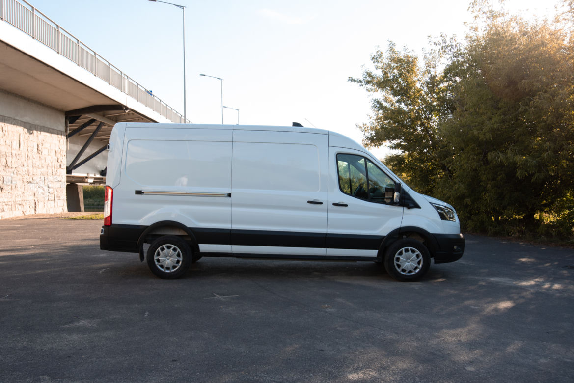Ford e-Transit L3H2