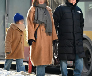 Marek Kondrat z żoną i córką w Warszawie