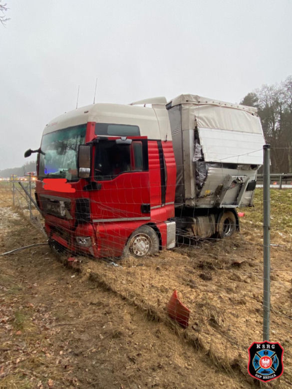 Wypadek na DK 25 pod Bydgoszczy! Kilka osób rannych, w tym dziecko [ZDJĘCIA]
