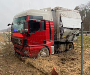Wypadek na DK 25 pod Bydgoszczy! Kilka osób rannych, w tym dziecko [ZDJĘCIA]