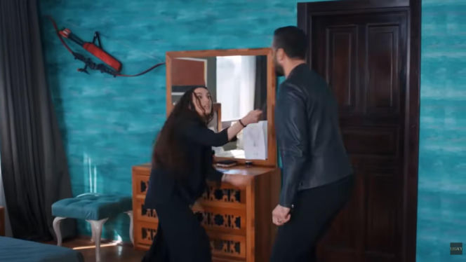 Dziedzictwo, odc. 852. Nana, Acar