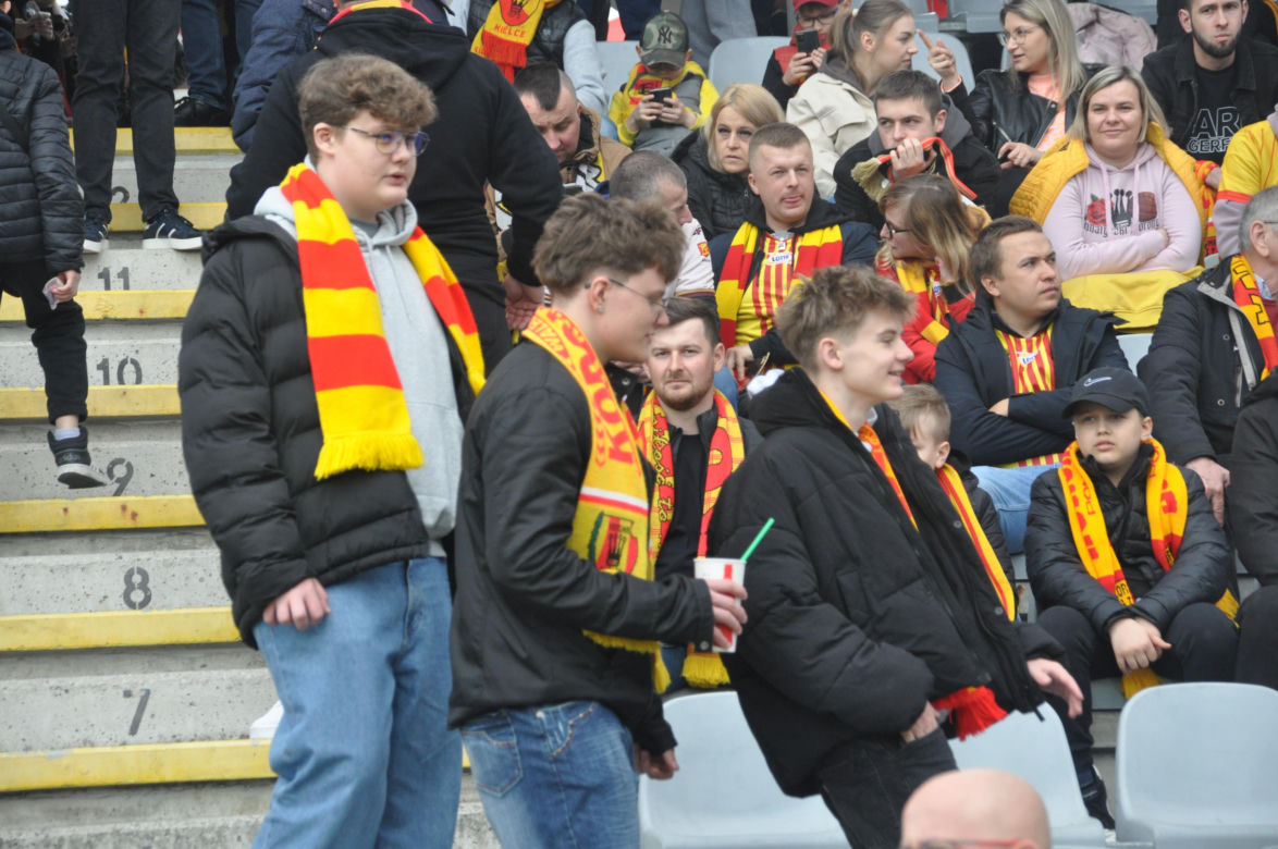 Tak dopingowali kibice na meczu Korona Kielce - Radomiak Radom
