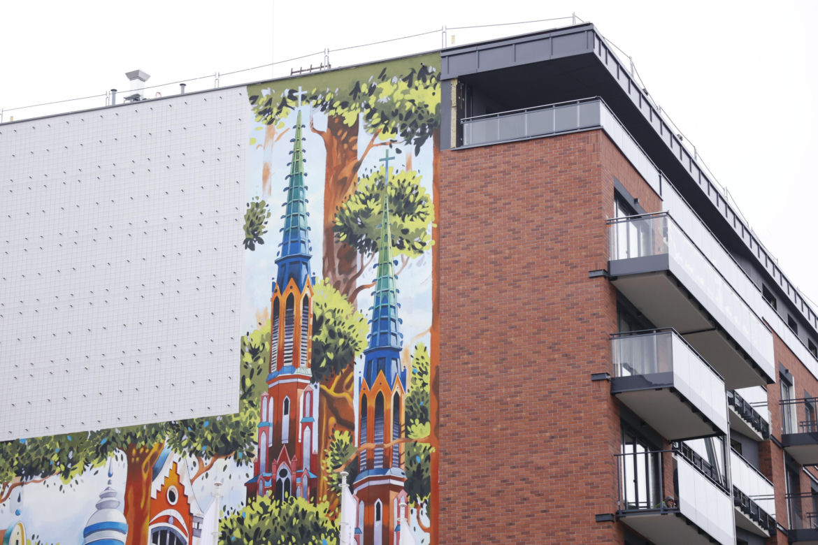 Mural Tytusa Brzozowskiego w Warszawie na Pradze