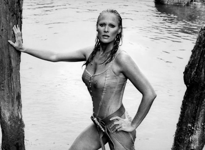 Ursula Andress straciła miliony! Dramat legendarnej "dziewczyny Bonda"