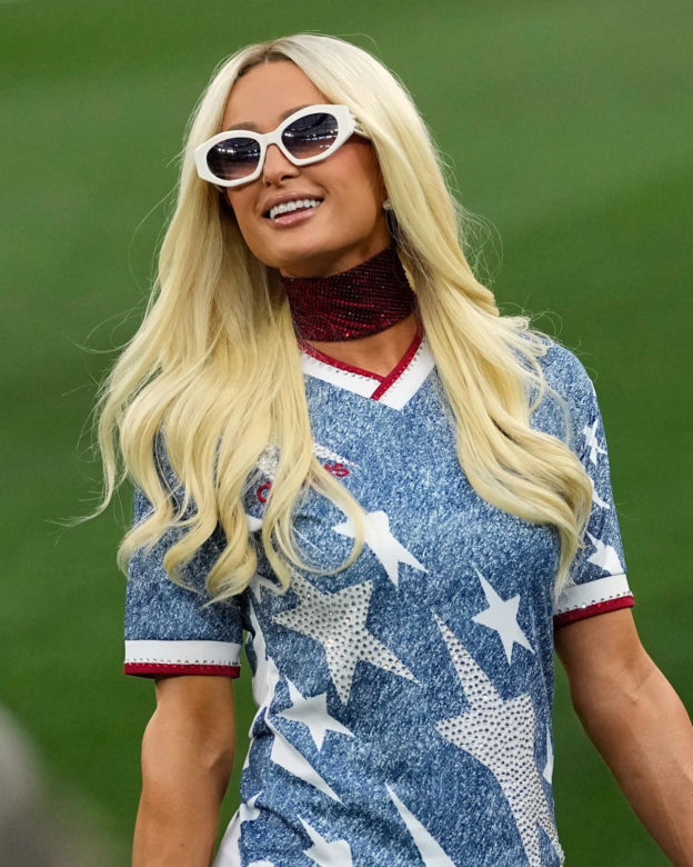 Paris Hilton z dziećmi w dopasowanych stylizacjach