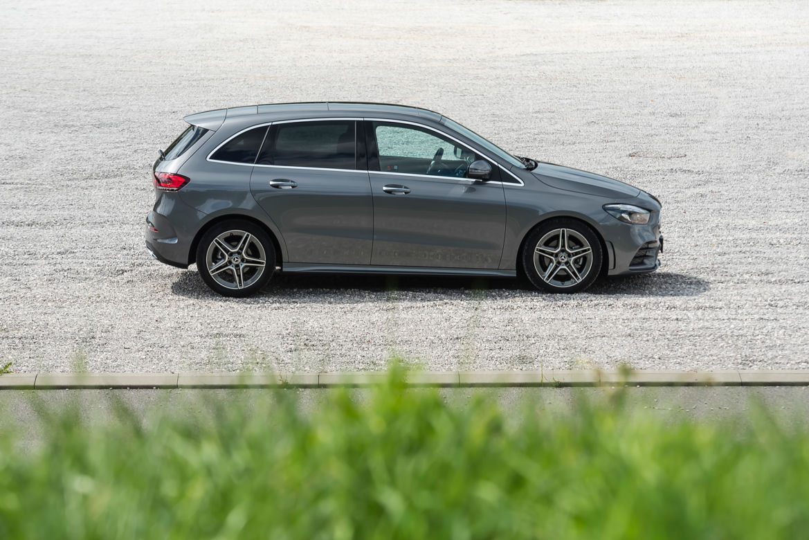 Mercedes-Benz Klasy B 200d 8G-DCT AMG Line 