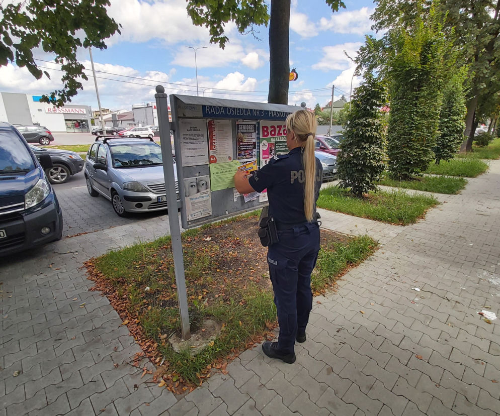 Tarnowscy policjanci ostrzegają seniorów przed oszustami