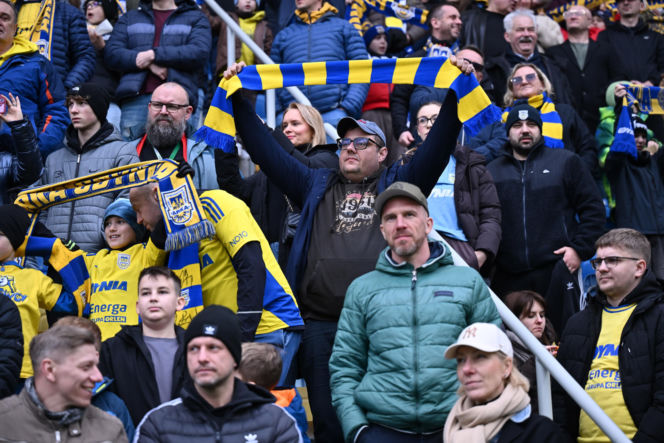 Arka Gdynia - Widzew Łódź: Zdjęcia kibiców i zawodników z meczu 25. kolejki PKO BP Ekstraklasy