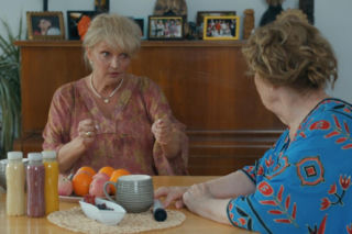 Barwy szczęścia, odcinek 3306. Małgorzata (Adrianna Biedrzyńska), Dżo (Elżbieta Jarosik)